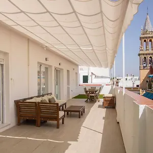  Apartment Triana Deluxe Skyview